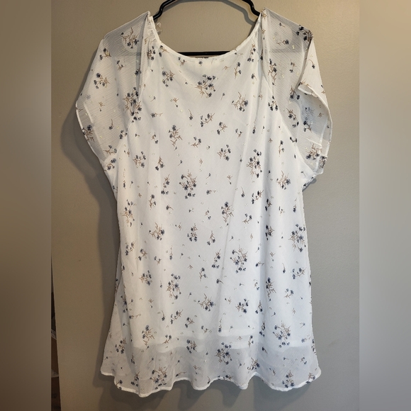 Tamara H-White Floral Blue Women's Blouse, Size 2X - Picture 2 of 7